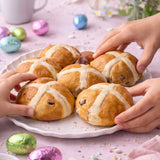 Hot Cross Buns & Easter Eggs Box